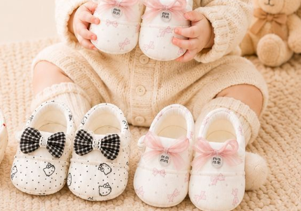 Cute bow‑knot baby girls soft cotton crib shoes non‑slip pre‑walker shoes for 0‑13 months infant