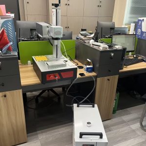 5W 355nm UV laser marking machine with independent industrial water chiller